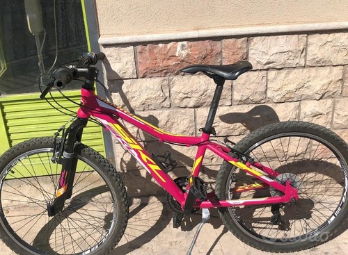Bicicletta mountain bike - bicicletta,